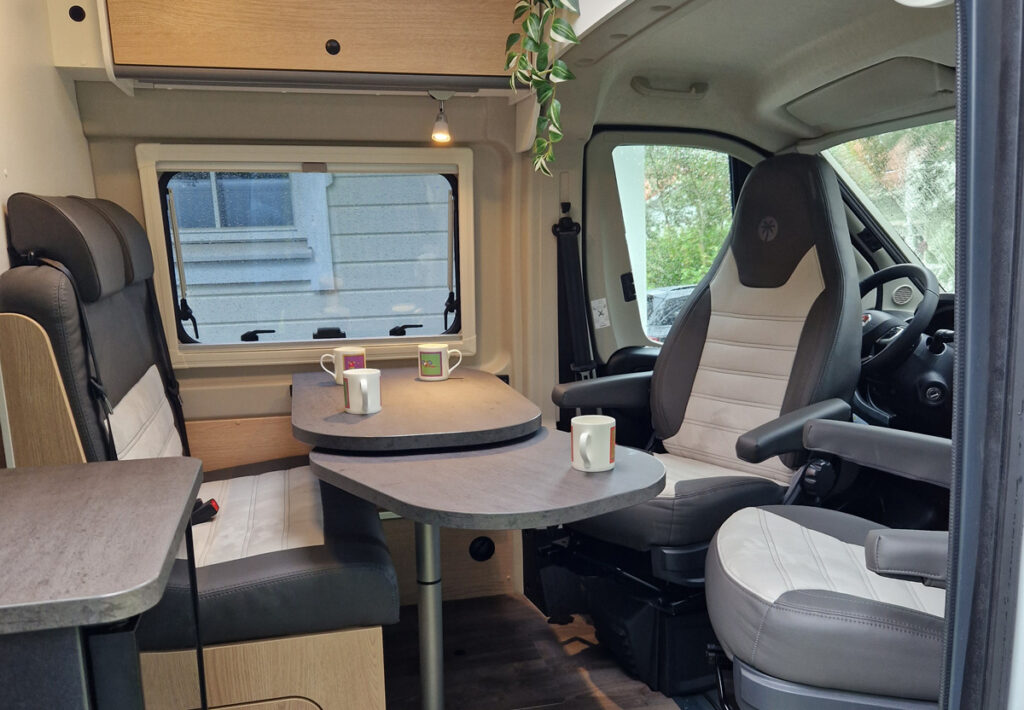 SUNLIGHT_CLIFF_640_4